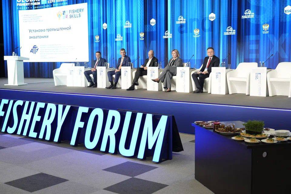 В Санкт-Петербурге начал работу VIII Международный рыбопромышленный форум