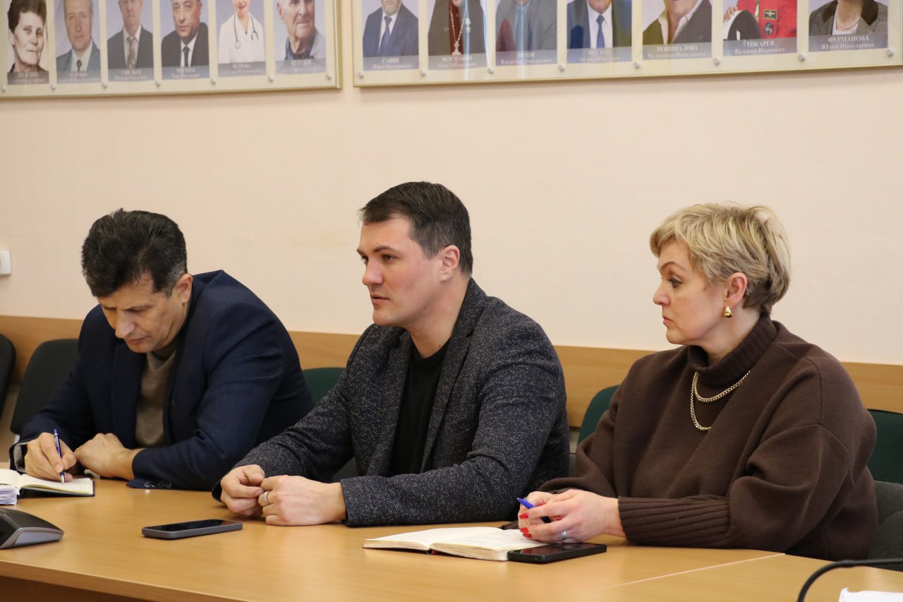 В Ярославской области обсудили вопросы экологического состояния озера Неро