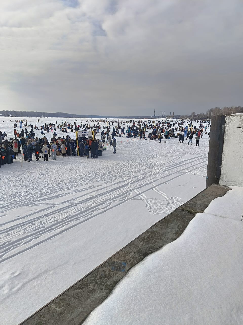 В Нижегородской области прошел XVI Международный фестиваль подледного лова «Чкаловская рыбалка-2025» 