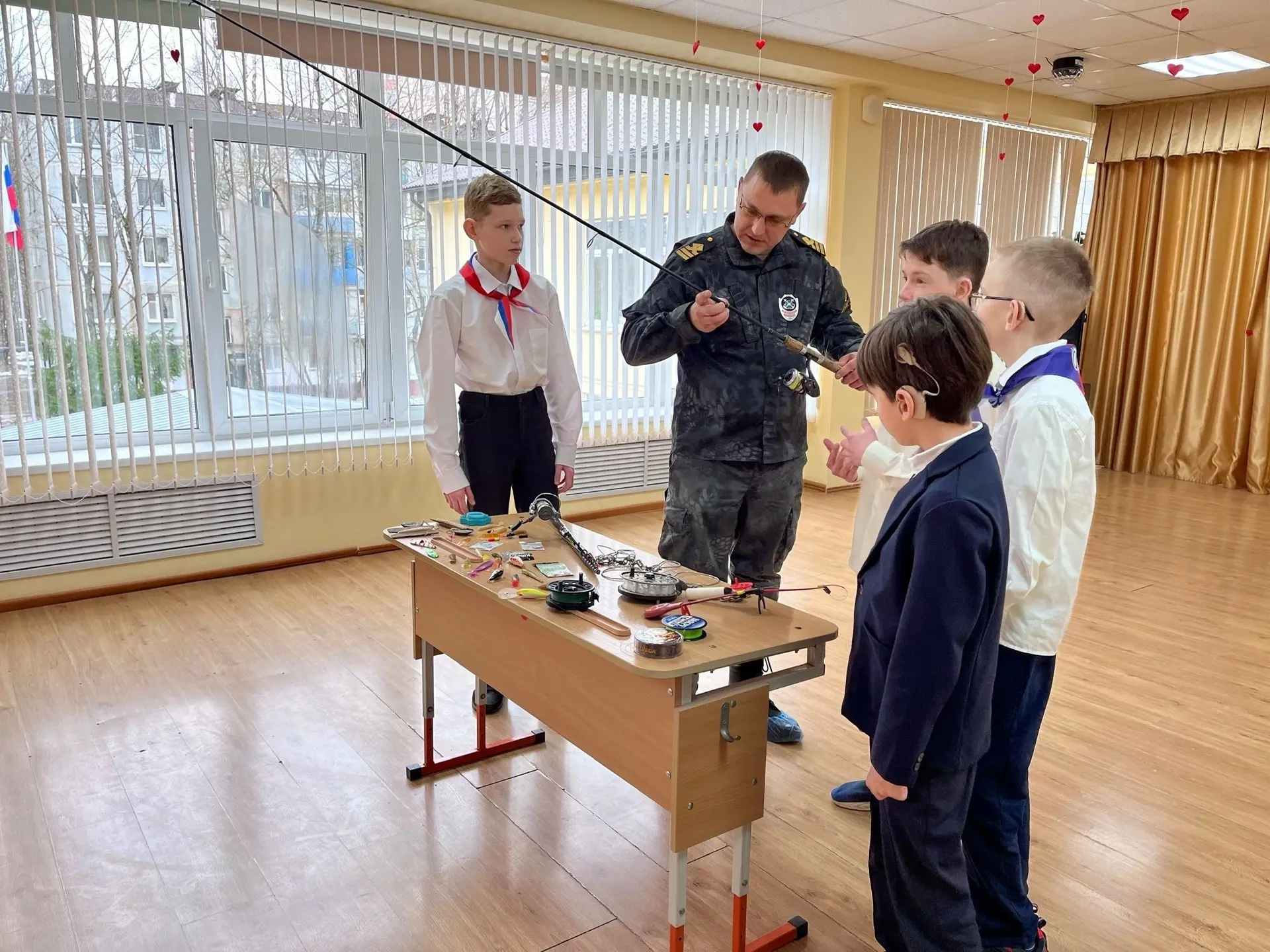 Урок в школе «Ловись, рыбка!»