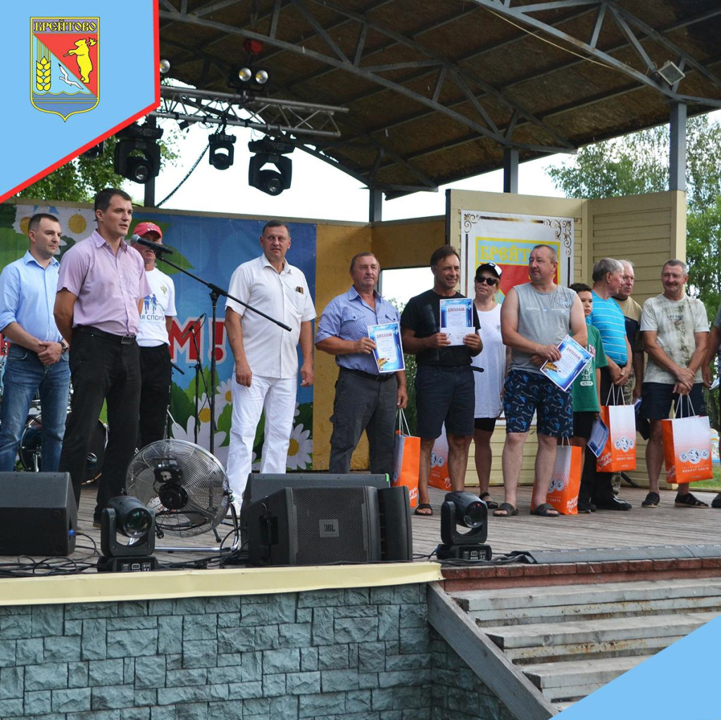 В селе Брейтово Ярославской области прошли мероприятия в честь Дня рыбака