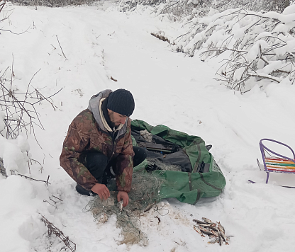 Рыбоохраной в ходе рейдов на водных объектах Тверской области изъято у нарушителей 45 единиц запретных орудий лова 